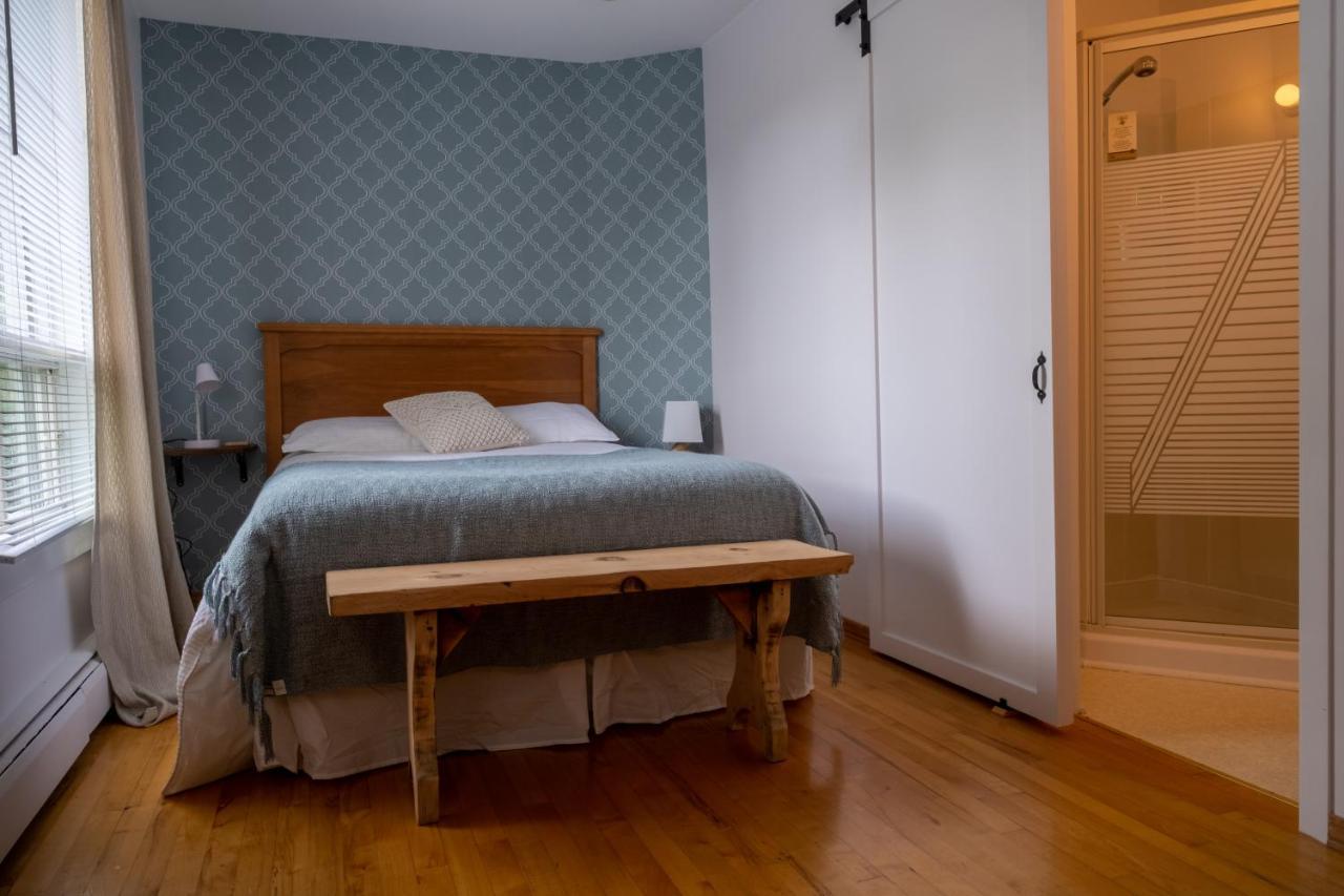 Bed and Breakfast Au Coq Du Bonheur Magog Exteriér fotografie