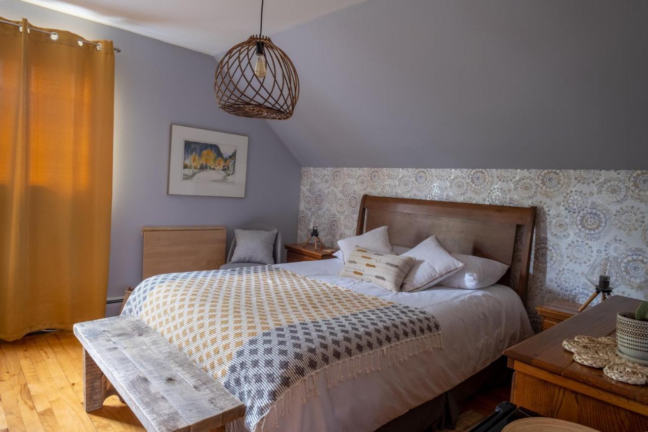 Bed and Breakfast Au Coq Du Bonheur Magog Exteriér fotografie